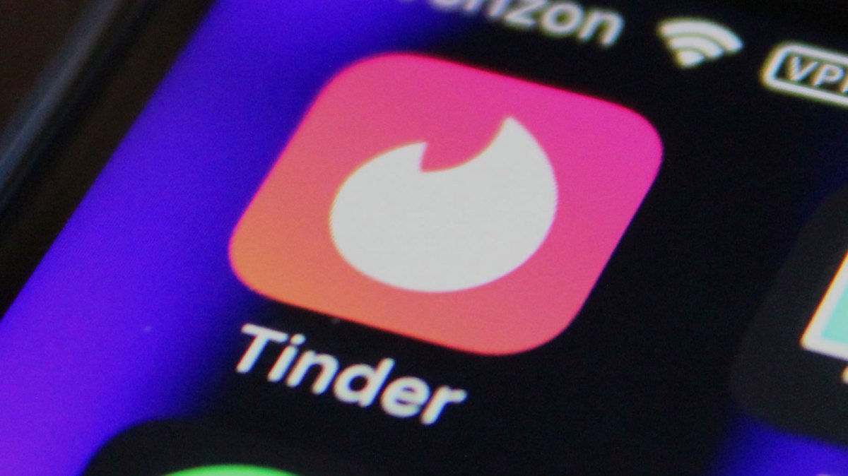 Tinder sięgnie po Twoje zdjęcia. AI pozna Cię lepiej niż ex