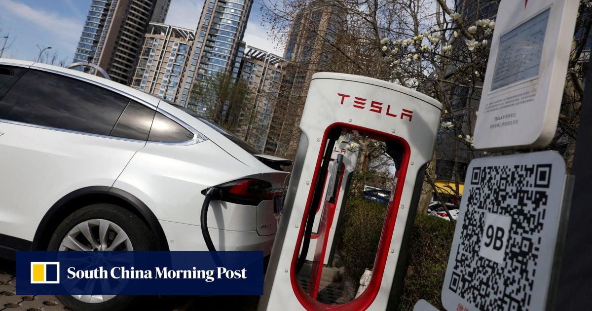 Tesla uruchamia centrum AI w Chinach. Walka o autonomiczne auta wchodzi na wyższe obroty
